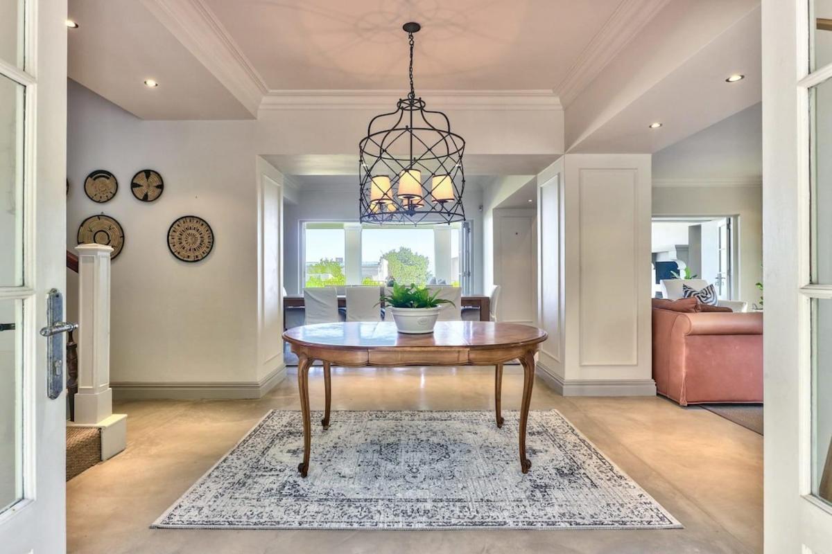 Lush Family Home In Prestigious Area Cape Town Luaran gambar