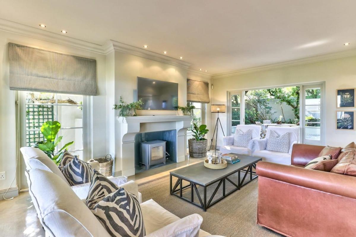 Lush Family Home In Prestigious Area Cape Town Luaran gambar